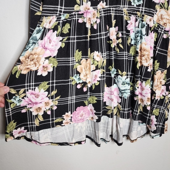 TORRID SUPER SOFT SCOOP NECK STRAPPY BABYDOLL TEE - Picture 6 of 16